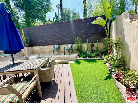 Exterior - 4520 Libbit Ave, Encino, CA 91436 photo 10 of 22