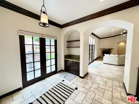 Entry Way - 4520 Libbit Ave, Encino, CA 91436 photo 6 of 15