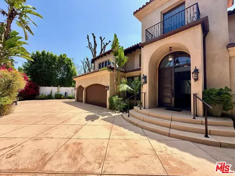 Exterior - 4520 Libbit Ave, Encino, CA 91436 photo 2 of 22