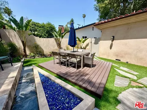 Exterior - 4520 Libbit Ave, Encino, CA 91436 photo 13 of 22