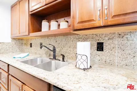 2567 Grambling Way, Riverside, CA 92507 photo 15