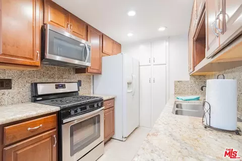 2567 Grambling Way, Riverside, CA 92507 photo 13