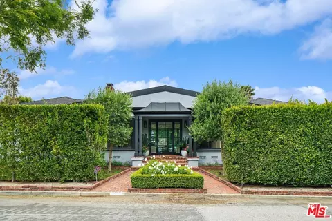 105 S Medio Dr, Los Angeles, CA 90049