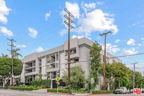 906 N Doheny Dr #413, West Hollywood, CA 90069