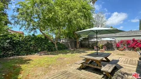 825 Sunset Ave, Pasadena, CA 91103 photo 44