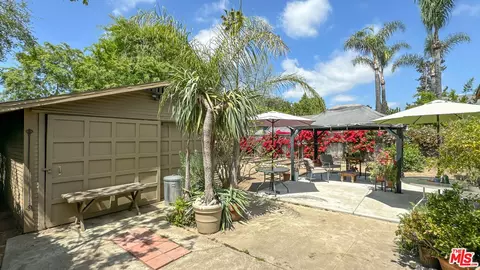 825 Sunset Ave, Pasadena, CA 91103 photo 38