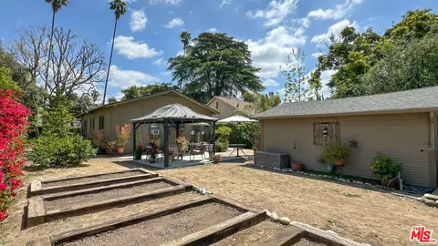 825 Sunset Ave, Pasadena, CA 91103 photo 43