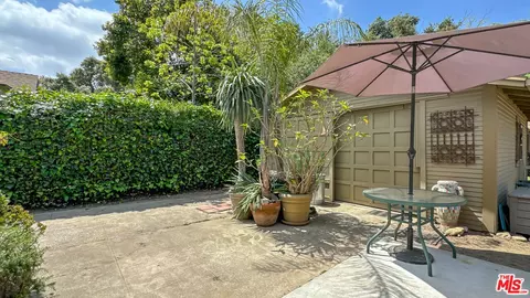 825 Sunset Ave, Pasadena, CA 91103 photo 39