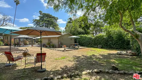825 Sunset Ave, Pasadena, CA 91103 photo 46