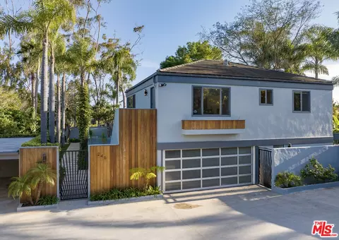 246 Toro Canyon Rd, Carpinteria, CA 93013 photo 2