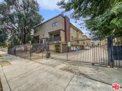 9131 Burnet Ave #15, North Hills, CA 91343