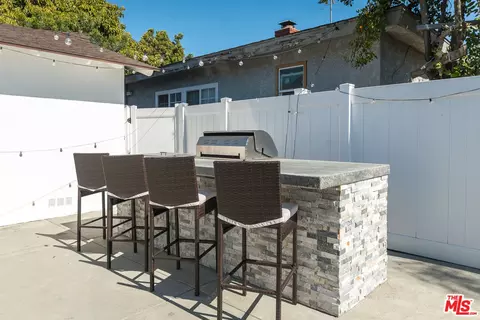 Exterior - 11532 Samoline Ave, Downey, CA 90241 photo 7 of 12