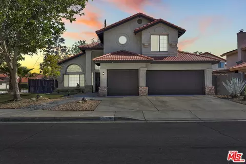 5316 Opal Ave, Palmdale, CA 93552