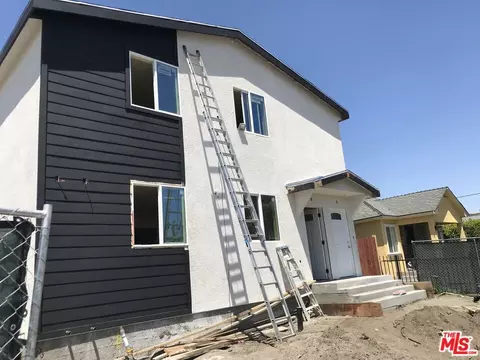 851 E 76th Pl, Los Angeles, CA 90001