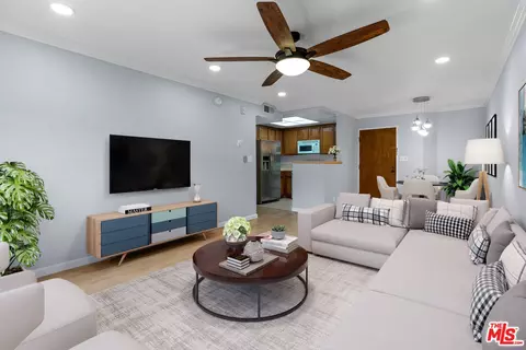 22100 Burbank Blvd #124C, Woodland Hills, CA 91367
