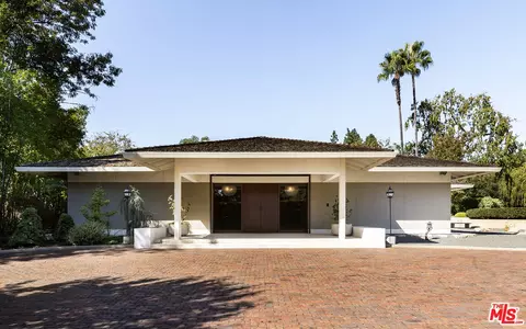 Exterior - 2 Oak Knoll Ter, Pasadena, CA 91106 photo 18 of 18
