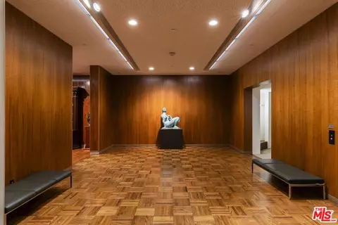 Entry Way - 2 Oak Knoll Ter, Pasadena, CA 91106 photo 13 of 13