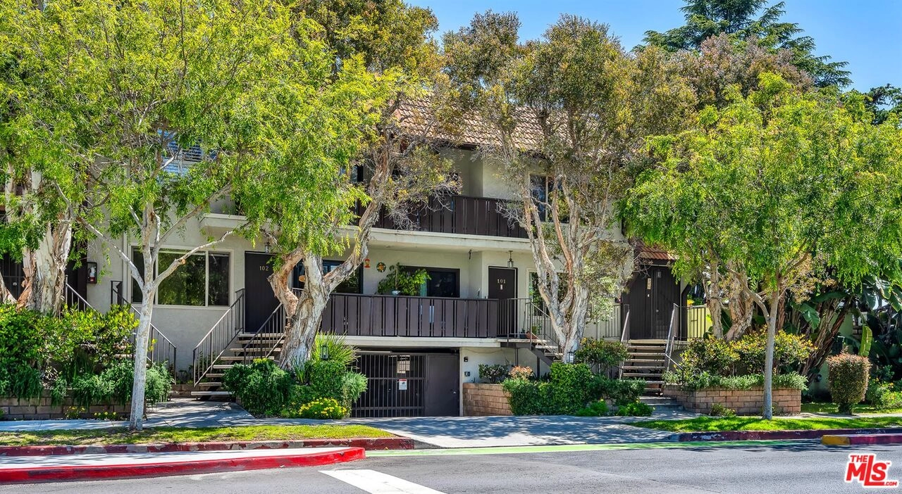 1301 17th St Unit 102