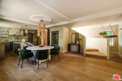 Dining - 2460 Valley Meadow Dr, Oak View, CA 93022 photo 1 of 2