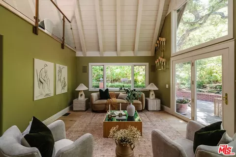 Living - 2460 Valley Meadow Dr, Oak View, CA 93022 photo 3 of 3