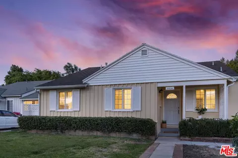 5836 Lemona Ave, Sherman Oaks, CA 91411