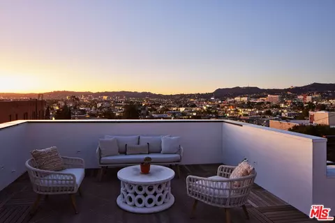 768 N Hyperion Ave, Los Angeles, CA 90029