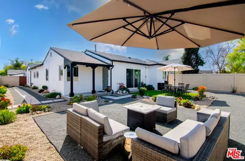 11222 Sylvan St, North Hollywood, CA 91606