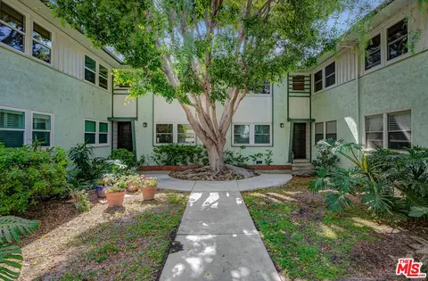 3645 Kalsman Dr #4, Los Angeles, CA 90016