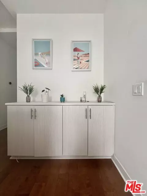 Entry Way - 1013 Roble Pl, Montebello, CA 90640 photo 2 of 4