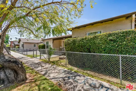 6319 Cedros Ave, Van Nuys, CA 91411