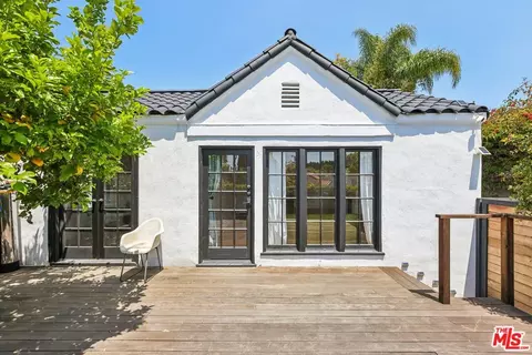 9001 Elevado Ave, West Hollywood, CA 90069