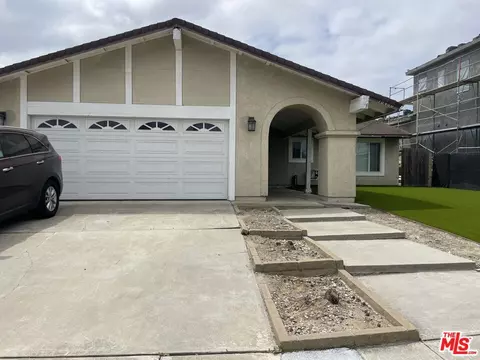 10460 Crane Cir, Fountain Valley, CA 92708