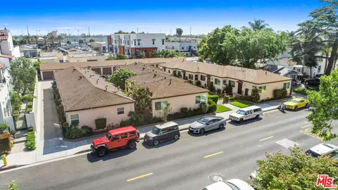 8116 3rd St, Downey, CA 90241