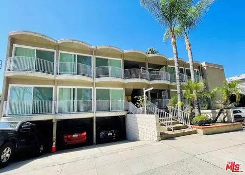 12914 Valleyheart Dr, Studio City, CA 91604