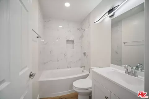 7651 Reseda Blvd #73U, Reseda, CA 91335 photo 22