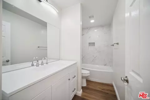 7651 Reseda Blvd #73U, Reseda, CA 91335 photo 19