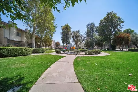 7651 Reseda Blvd #73U, Reseda, CA 91335 photo 32