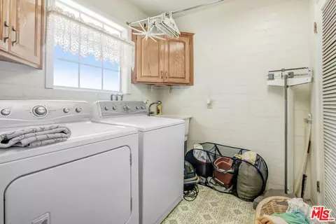 30371 E Sunset Dr, Redlands, CA 92373 photo 13