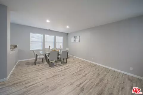 28223 Springvale Ln, Castaic, CA 91384 photo 7