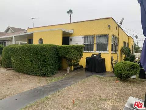 3983 S Van Ness Ave, Los Angeles, CA 90062