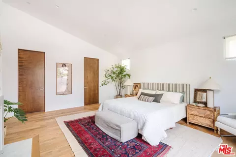 2437 Walnut Ave, Venice, CA 90291 photo 32