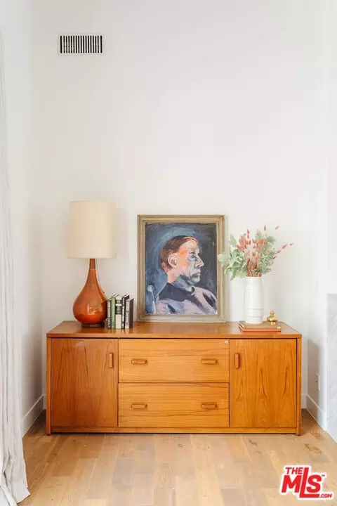 2437 Walnut Ave, Venice, CA 90291 photo 30