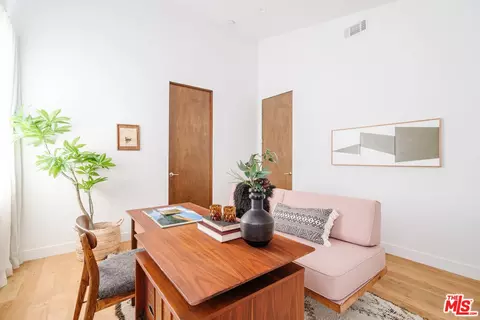 2437 Walnut Ave, Venice, CA 90291 photo 21