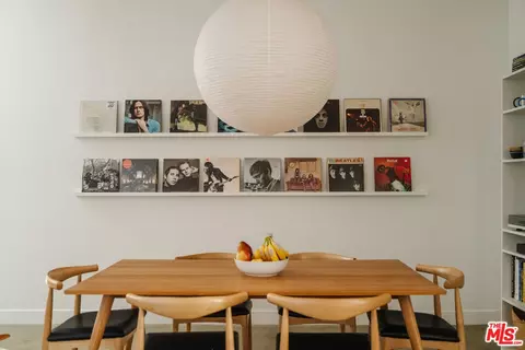 2437 Walnut Ave, Venice, CA 90291 photo 7