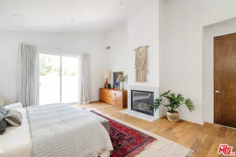 2437 Walnut Ave, Venice, CA 90291 photo 31