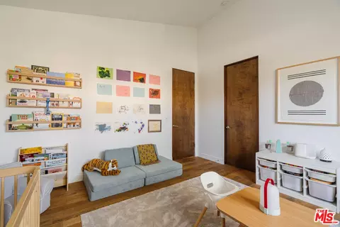 2437 Walnut Ave, Venice, CA 90291 photo 27