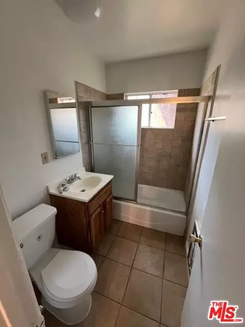 7347 Corbin Ave, Winnetka, CA 91306 photo 7