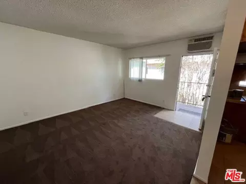 7347 Corbin Ave, Winnetka, CA 91306 photo 10