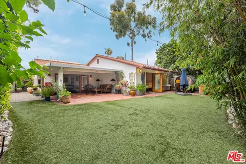 11348 Mccune Ave, Los Angeles, CA 90066