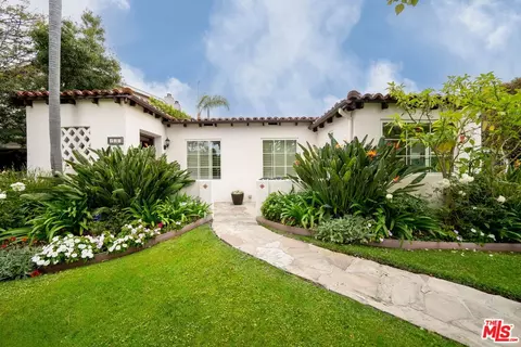627 26th St, Santa Monica, CA 90402
